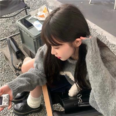 深郁之蓝