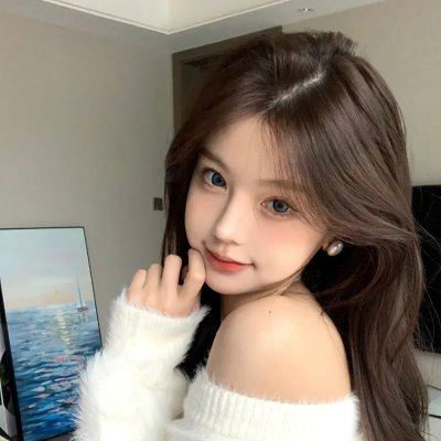 模仿女孩